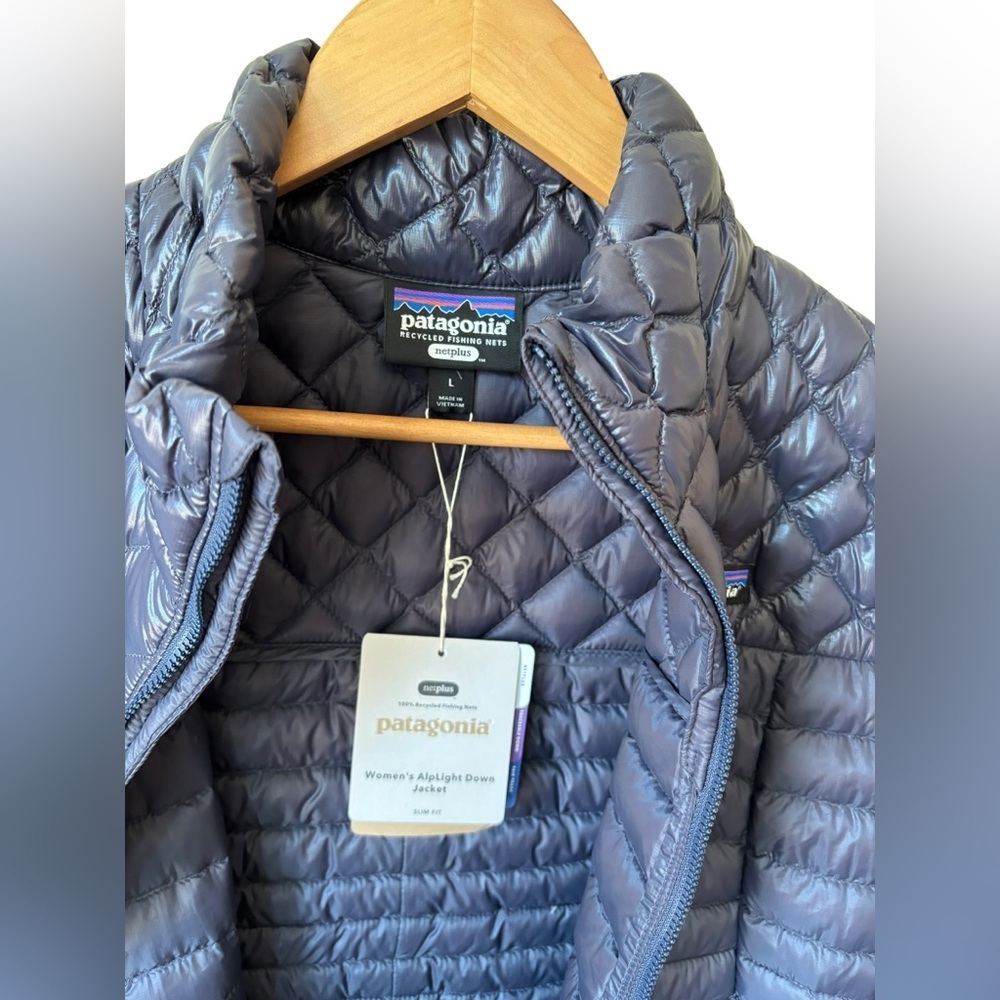 Patagonia Women's AlpLight Down Jacket Smolder Blue Slim Fit Zipper Size L - Picture 3 of 14